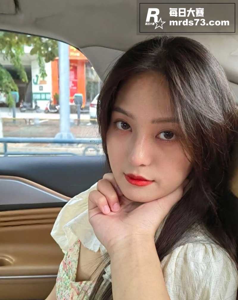 湖南极品在校女大学生相关图片2