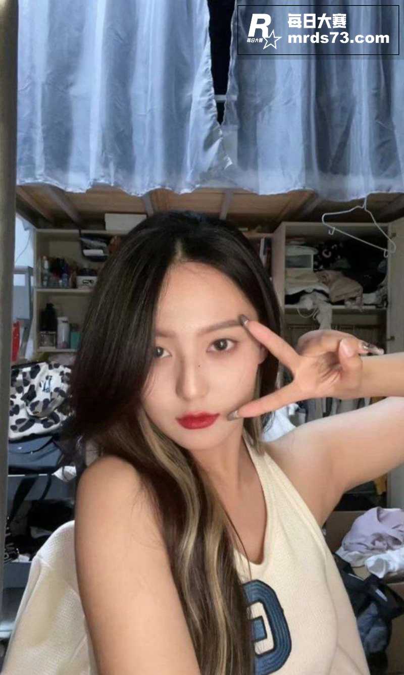 湖南极品在校女大学生相关图片3