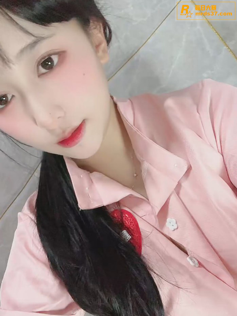 B站高颜值主播 婉儿相关图片2