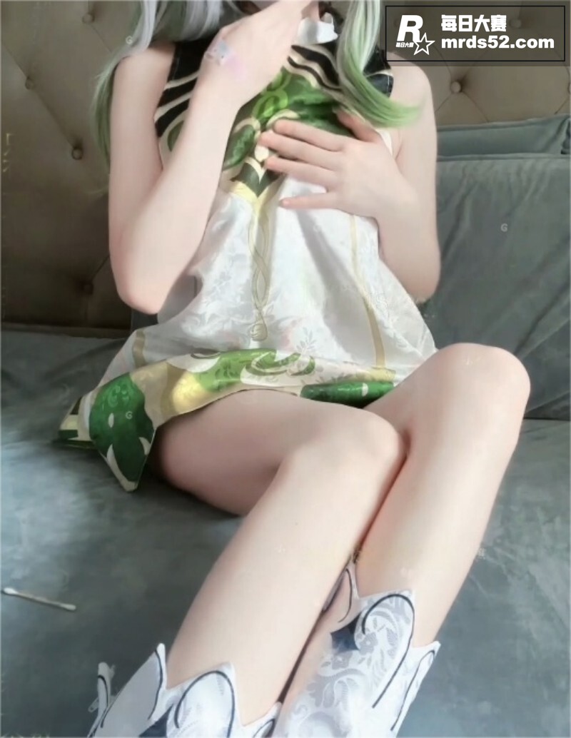 推特极品身材福利姬 相关图片5