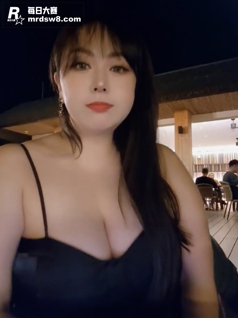 川渝巨乳肥臀性瘾女教相关图片1
