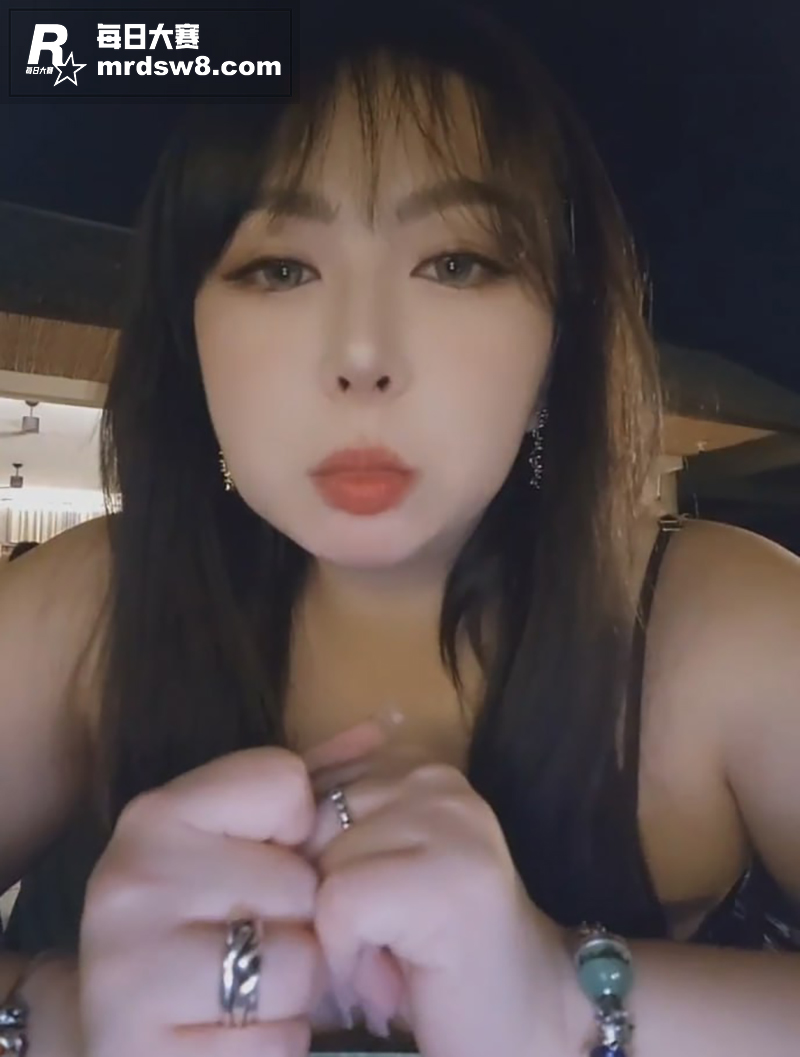 川渝巨乳肥臀性瘾女教相关图片2