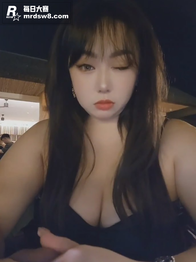 川渝巨乳肥臀性瘾女教相关图片3