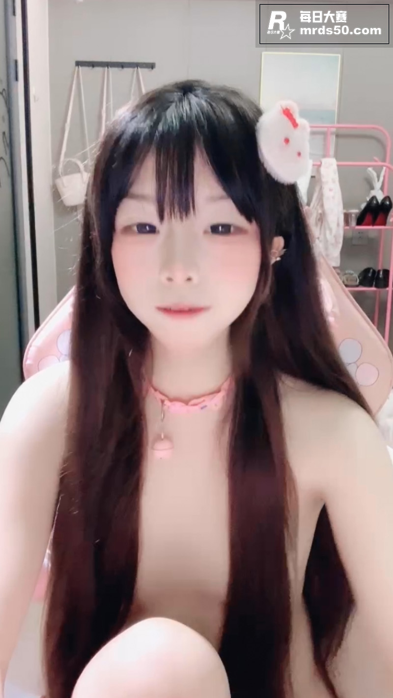 高颜值清纯美少女 呆相关图片3