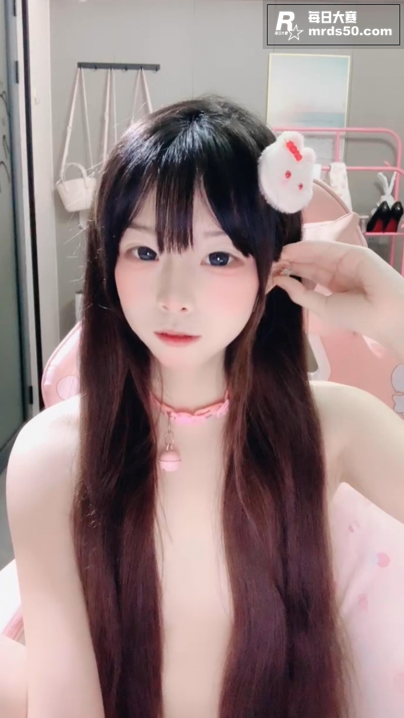 高颜值清纯美少女 呆相关图片4