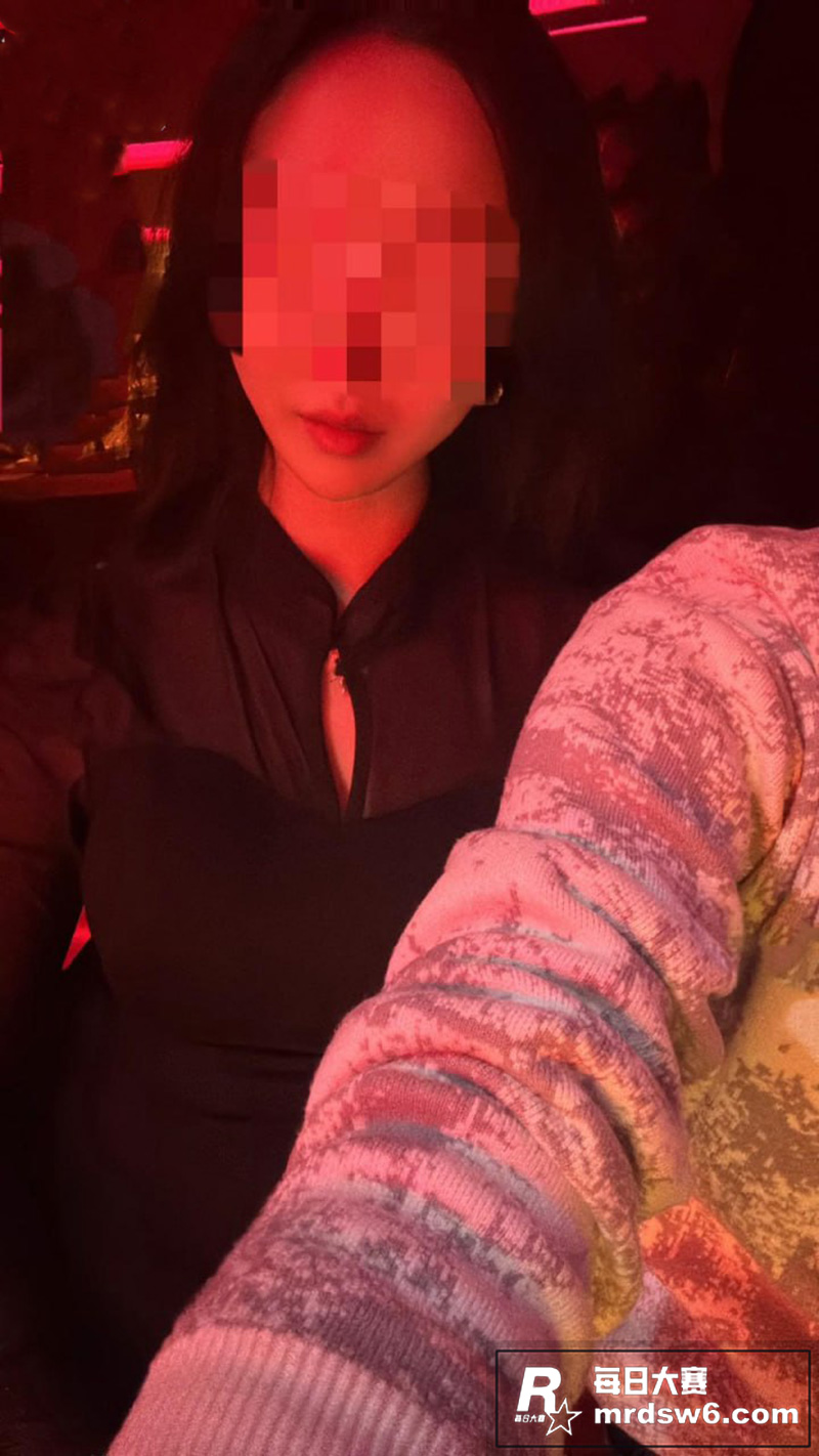 海角乱伦 会喷水的亲相关图片1
