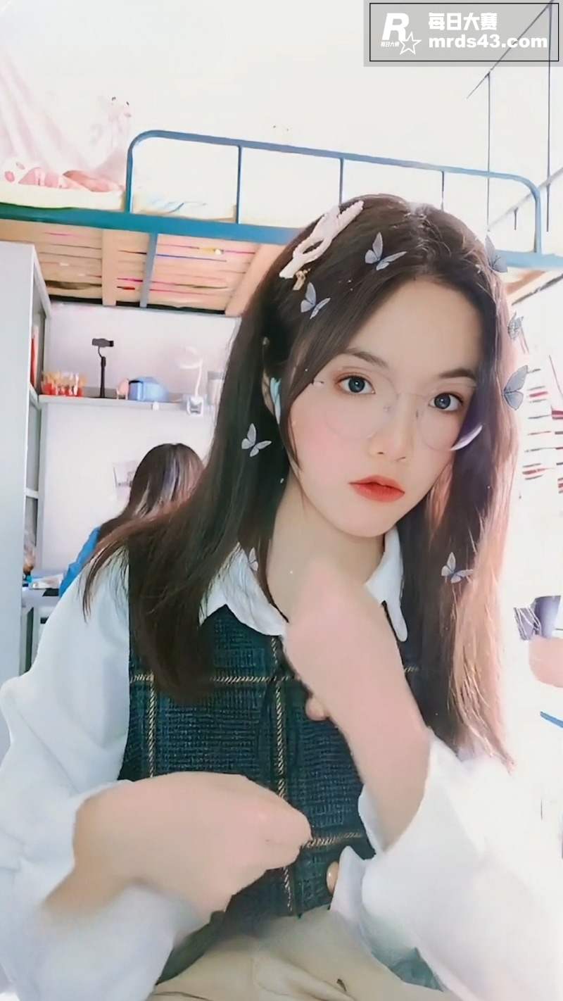 卡拉寸止 撸管舞百人相关图片5