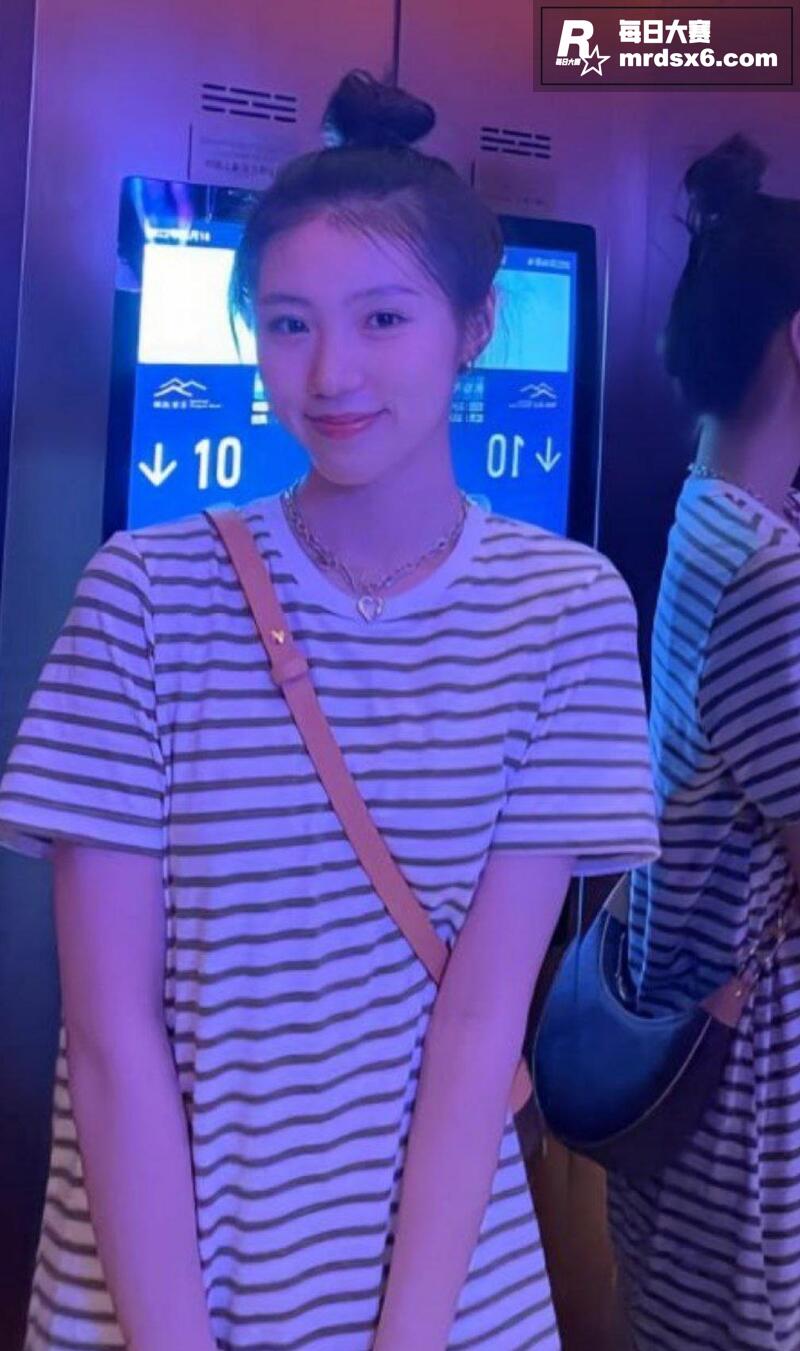 湖南师范大学清纯学妹相关图片7