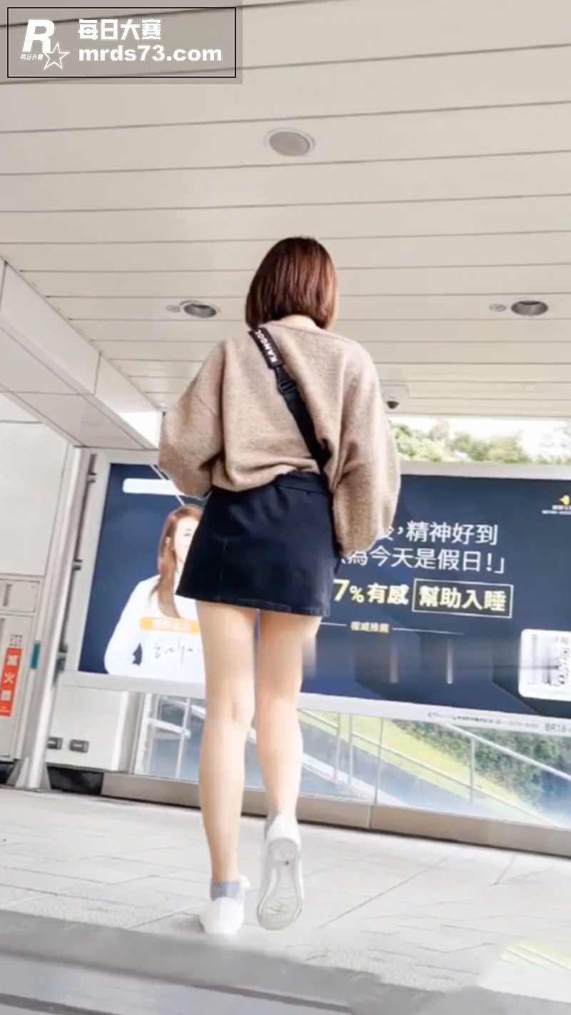 日本假装偷拍系列 极相关图片1