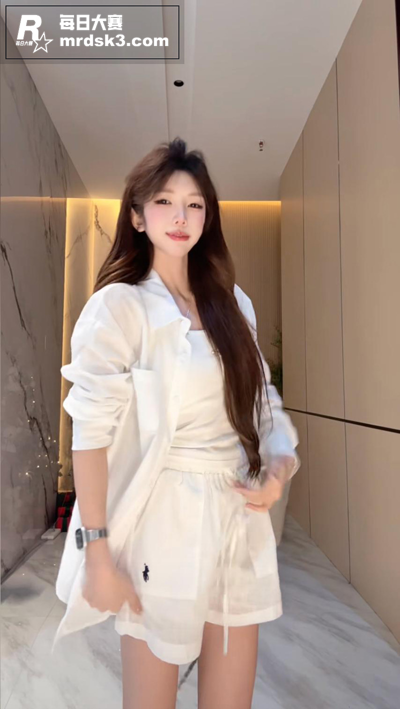 抖音网红 馨儿衣帽间相关图片3