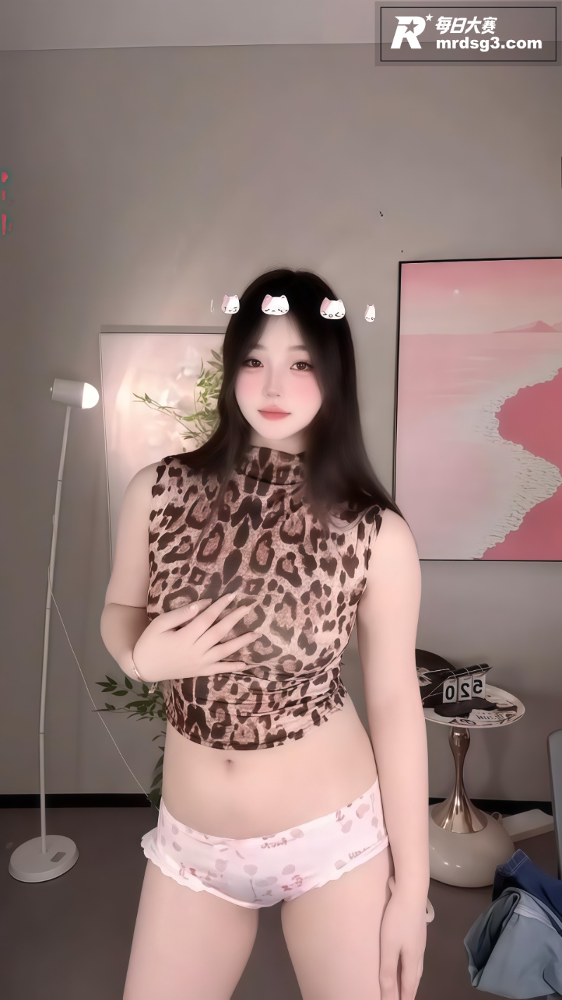 高颜值福利姬 小鱼 相关图片3