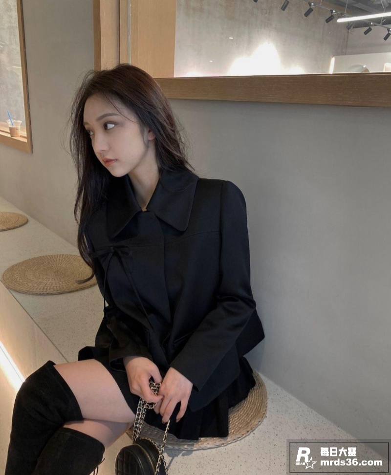 上海高颜值反差女大学相关图片3