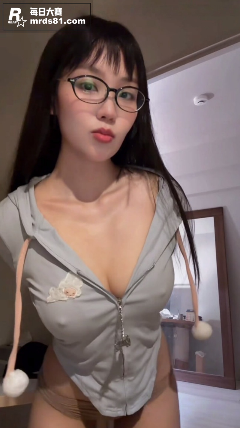 推特极品福利姬 玉米相关图片6