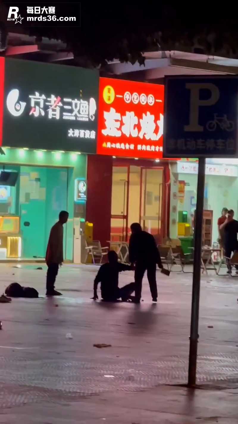 武汉血腥之夜！网传武相关图片4