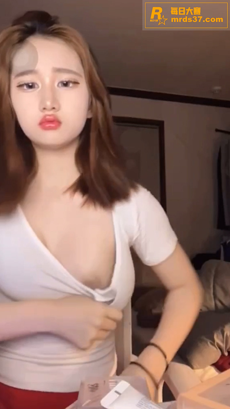 抖音快手各路网红走光相关图片6