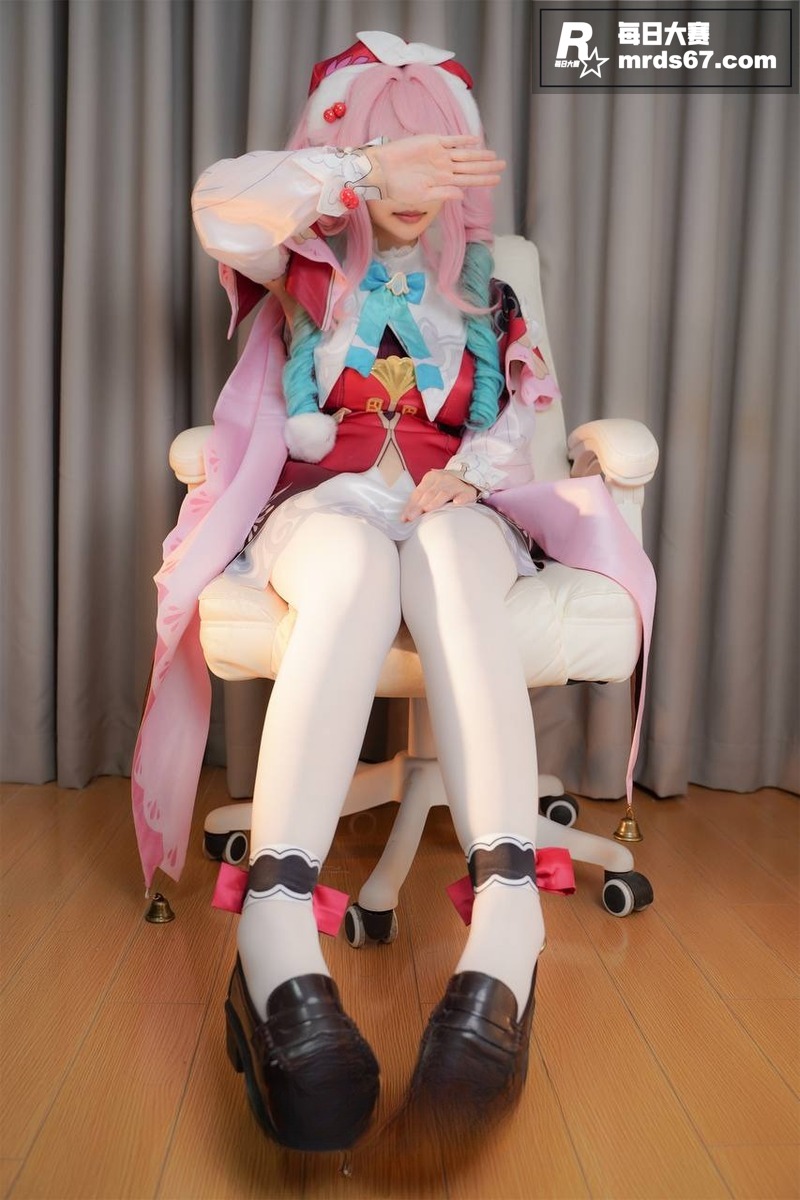 推特福利姬 铃木美咲相关图片17