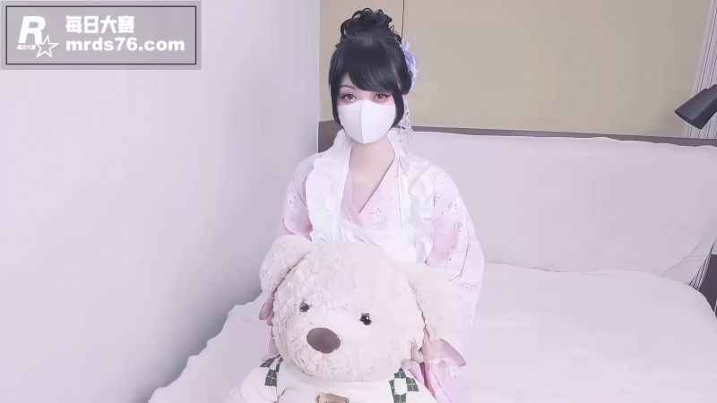 极品高颜值白虎福利姬相关图片1