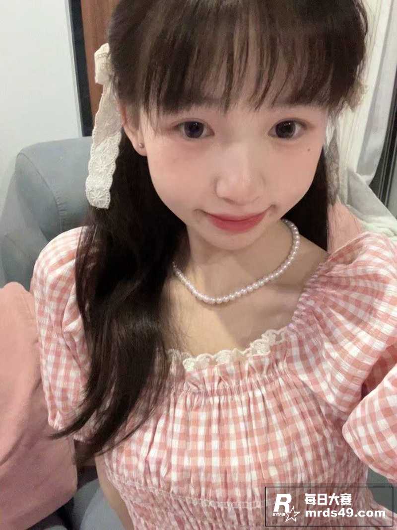 高颜值清纯学妹 徐思相关图片1