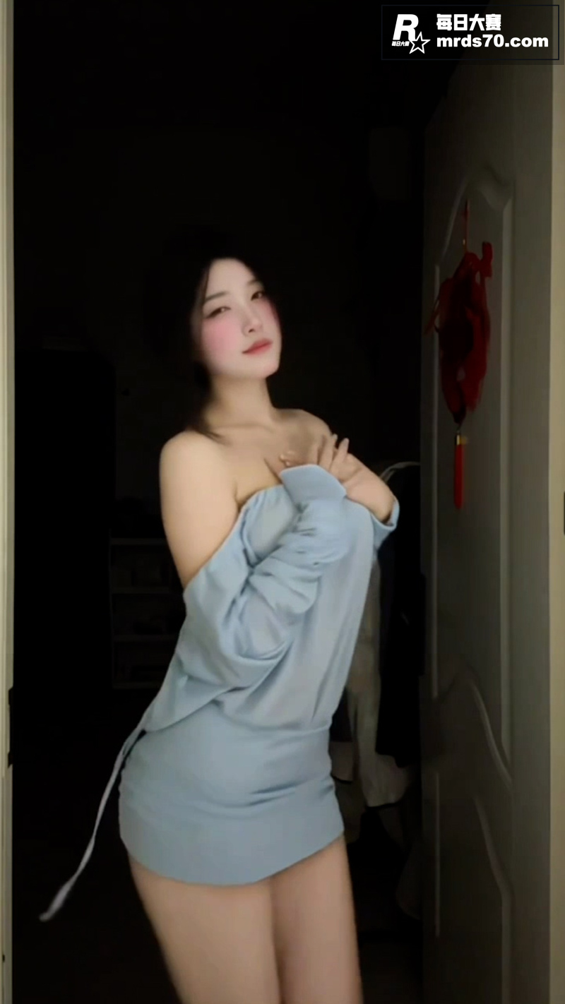 抖音极品反差女神 李相关图片7
