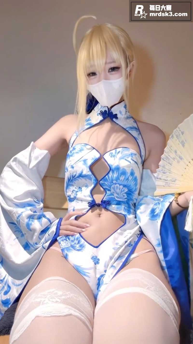 玩物社交极品女王 芃相关图片1