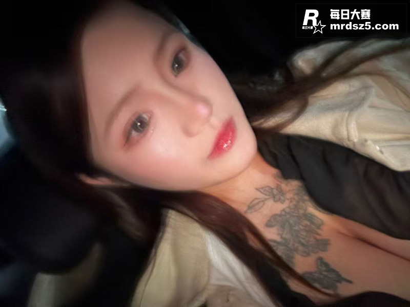 抖音巨乳主播 小y睡相关图片4