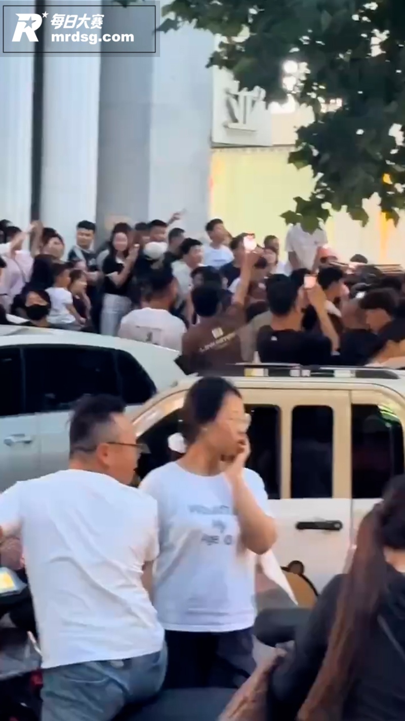 山东滕州女方骗婚 拿相关图片1