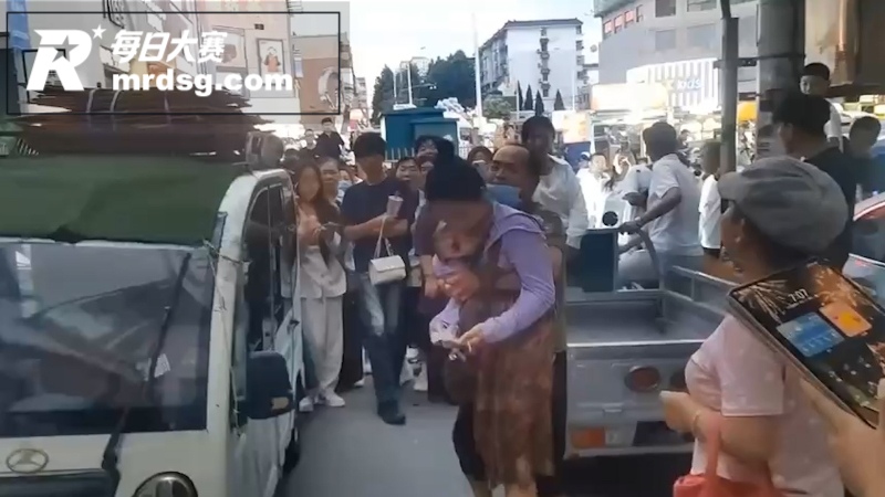 山东滕州女方骗婚 拿相关图片3