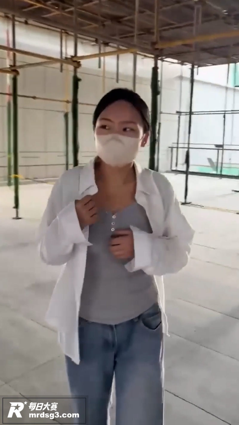 推特极品反差女大学生相关图片9