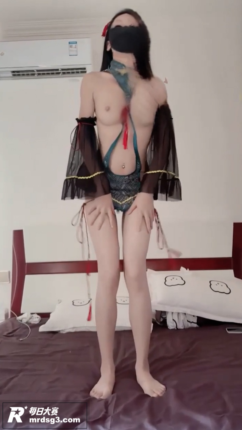 推特极品反差女大学生相关图片17