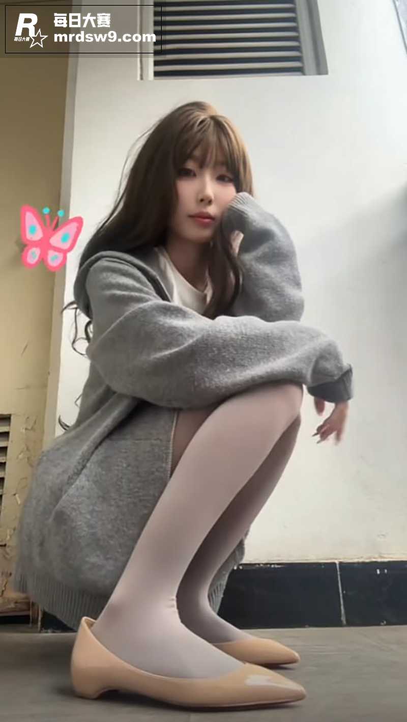抖音高颜值小网红 小相关图片3