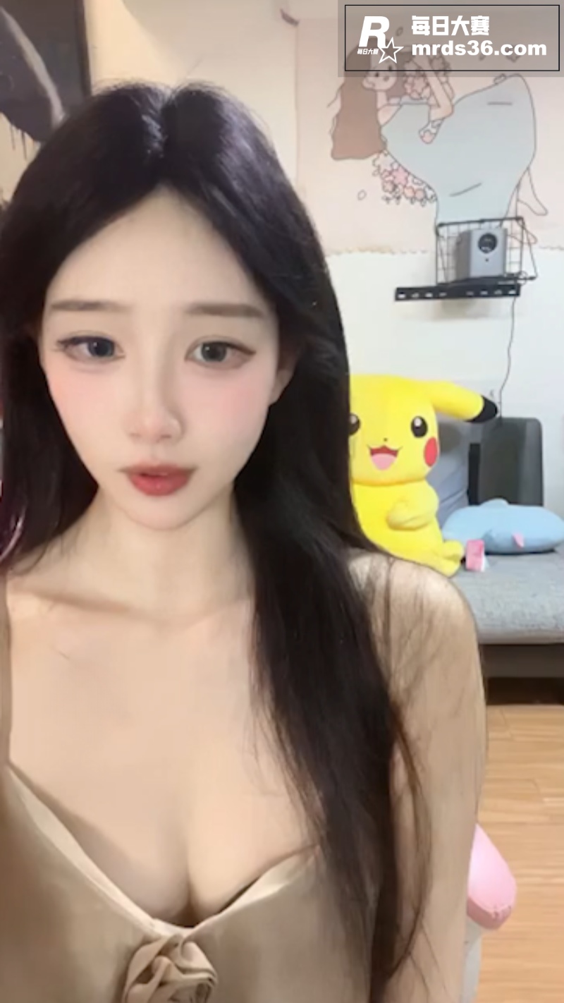 高颜值反差女主播 s相关图片1