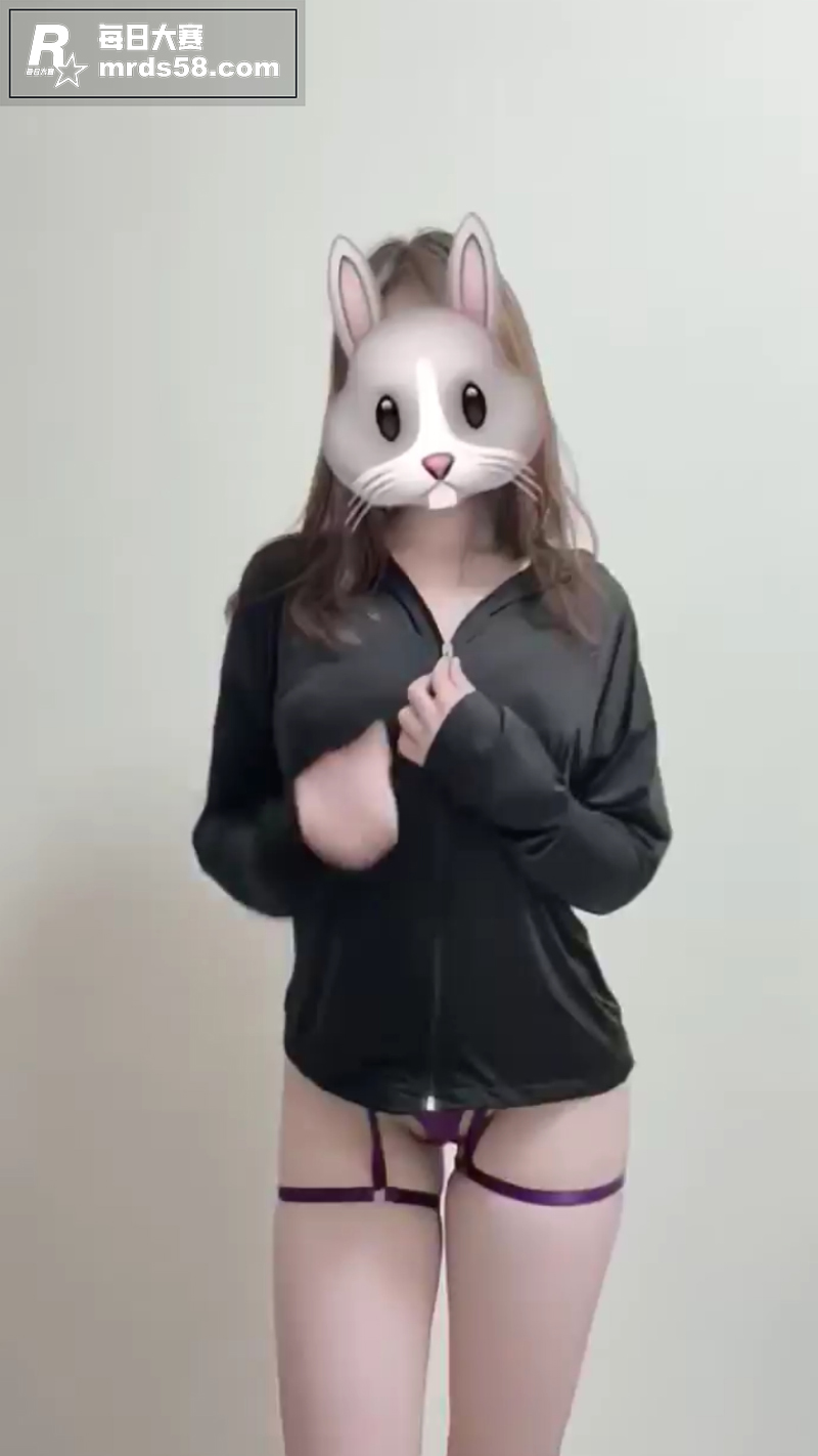 推特极品反差少女 小相关图片3