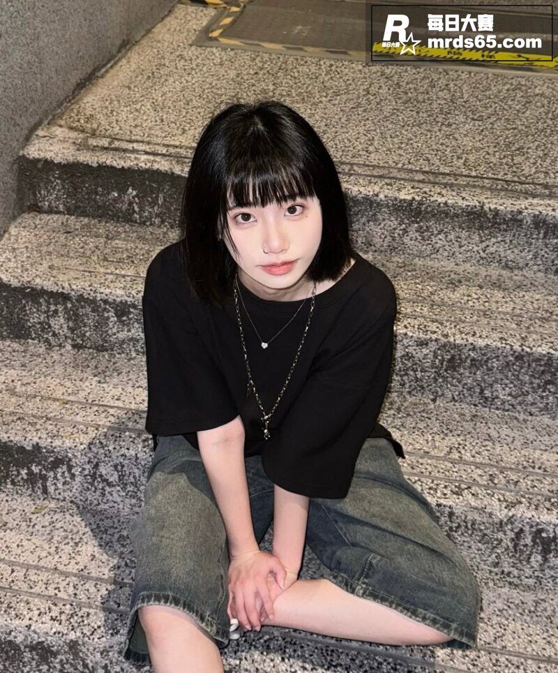 INS日本高颜值博主相关图片12
