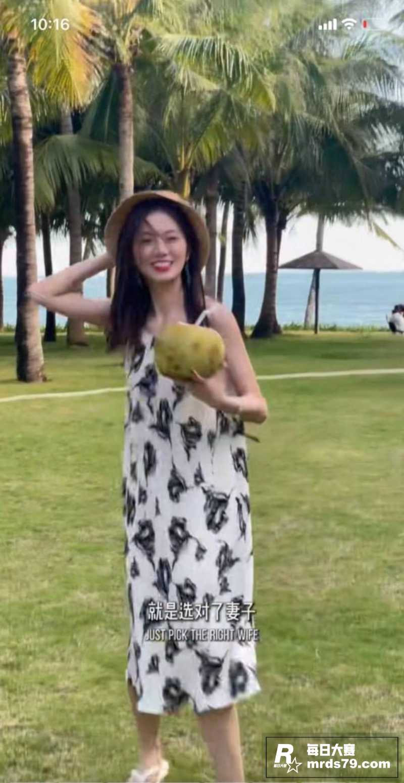 火爆全网的优衣库女主相关图片5