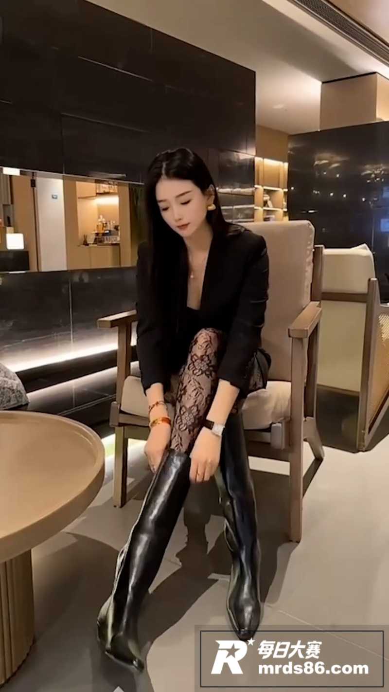 抖音极品尤物少妇63相关图片8