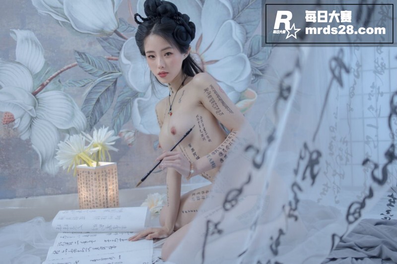 推特高颜值嫩模 钛合相关图片22