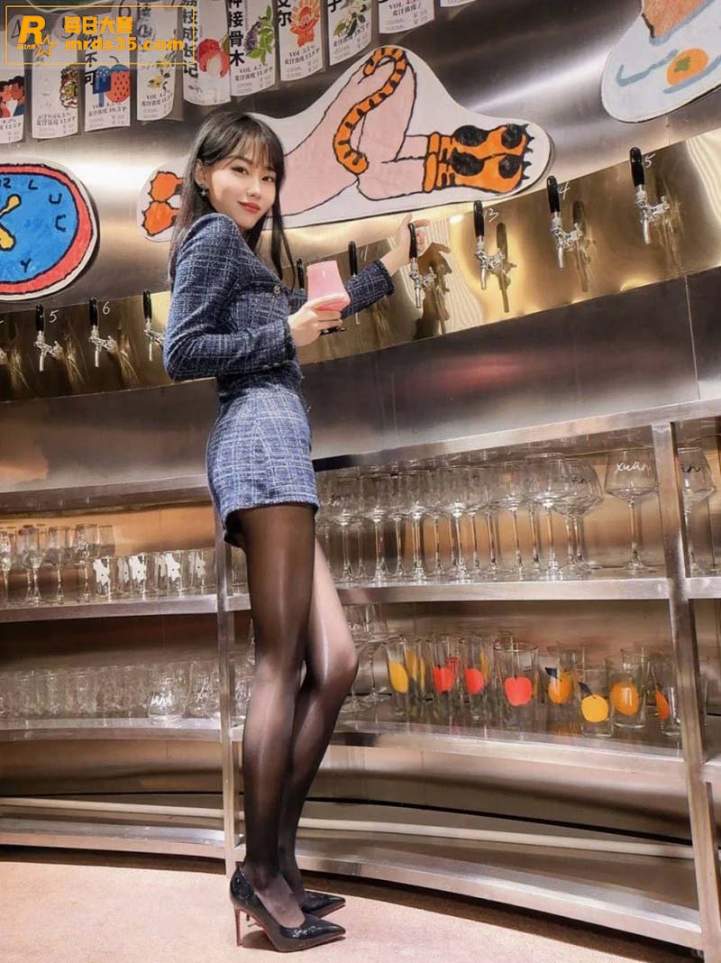 广东佛山反差女神 张相关图片4