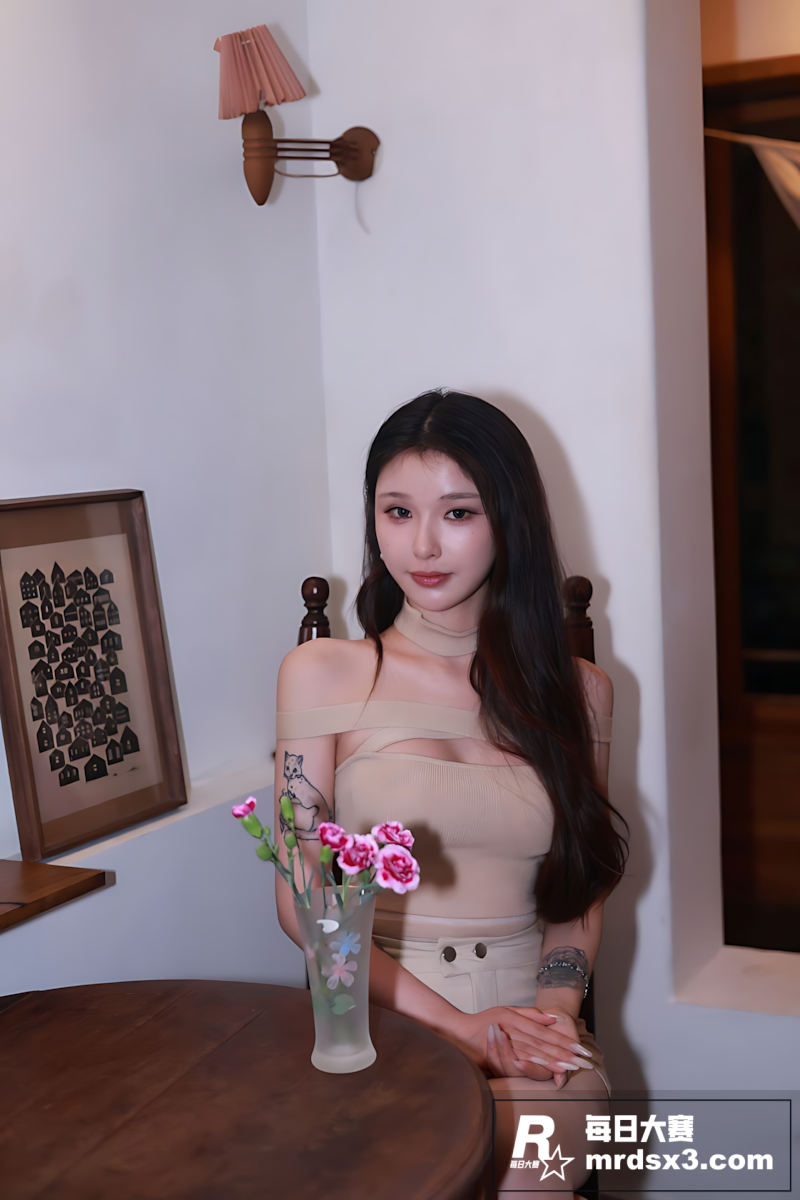 湖南推特骚妹约炮直奔相关图片4