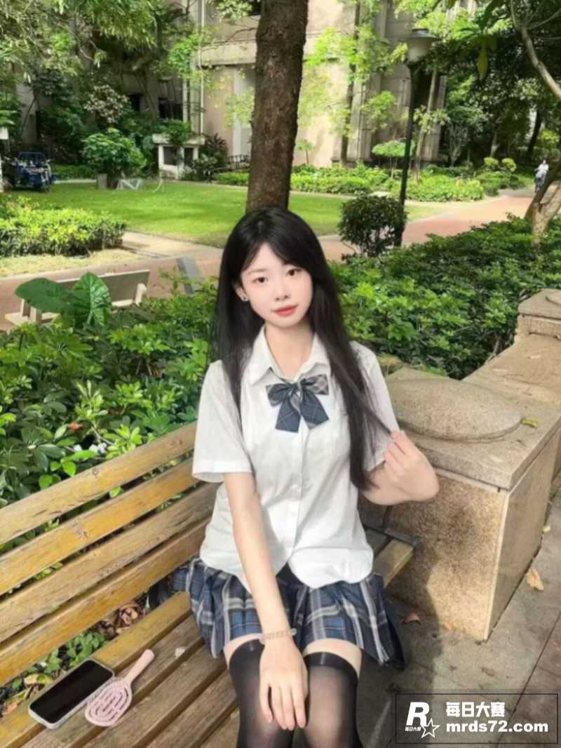 四川大学美女 董春妙相关图片7