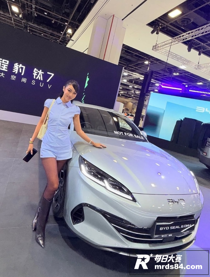 极品高颜值车模 陈艾相关图片3