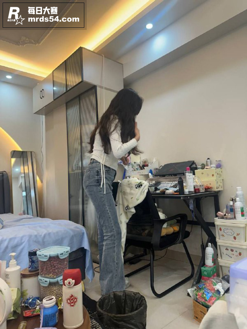 江苏南通高颜值荡妇 相关图片3