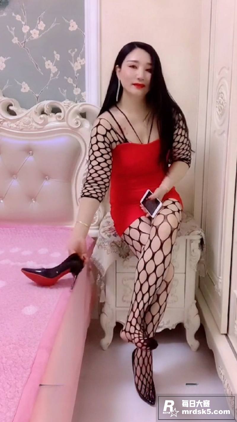 PMV混剪骚麦系列 相关图片2