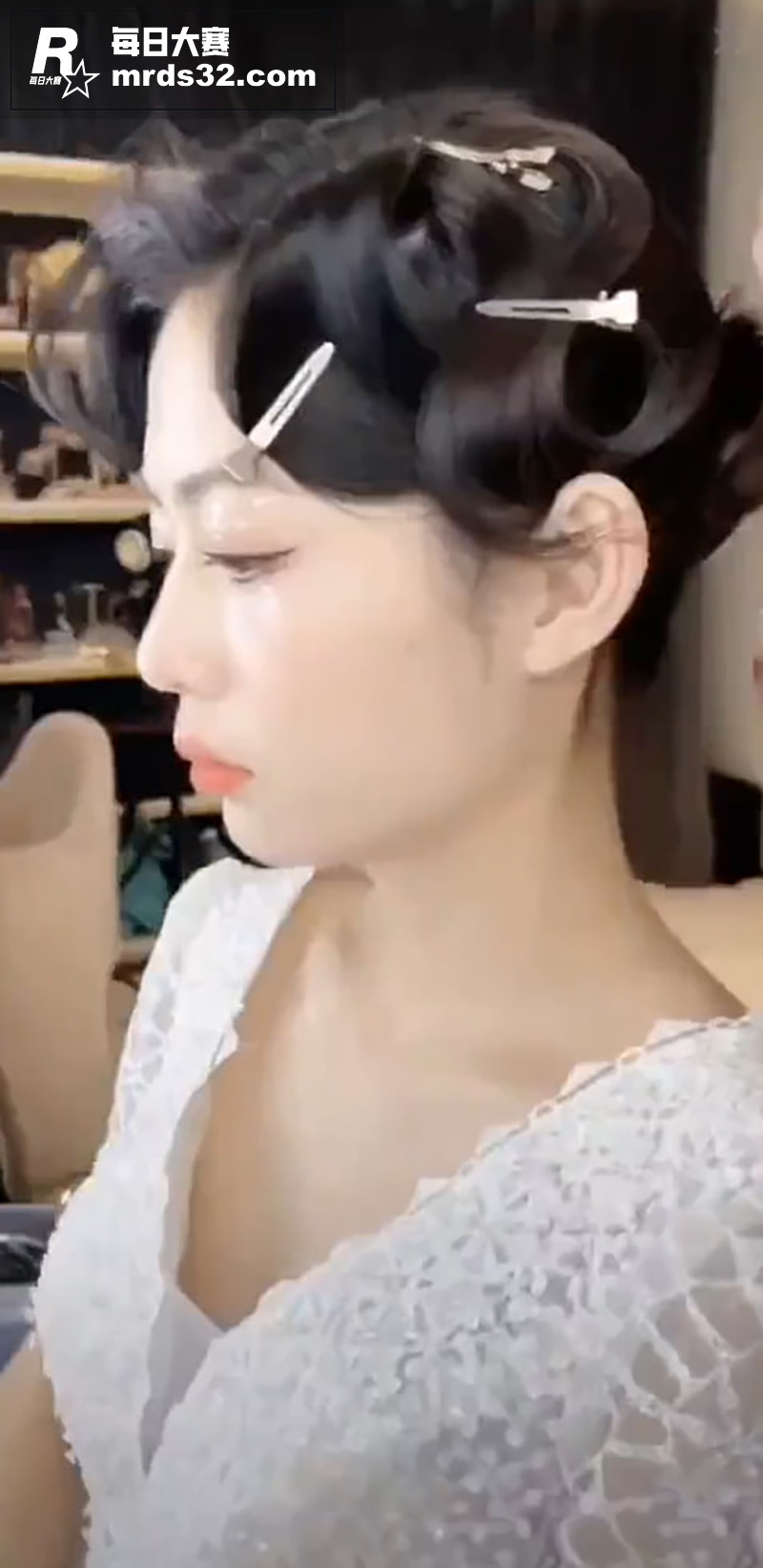 抖音快手直播间走光露相关图片10