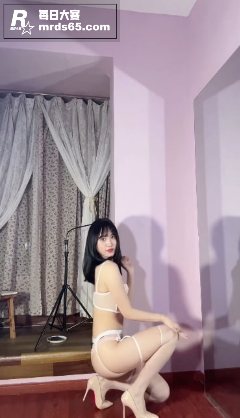 B站高颜值UP主 立相关图片5