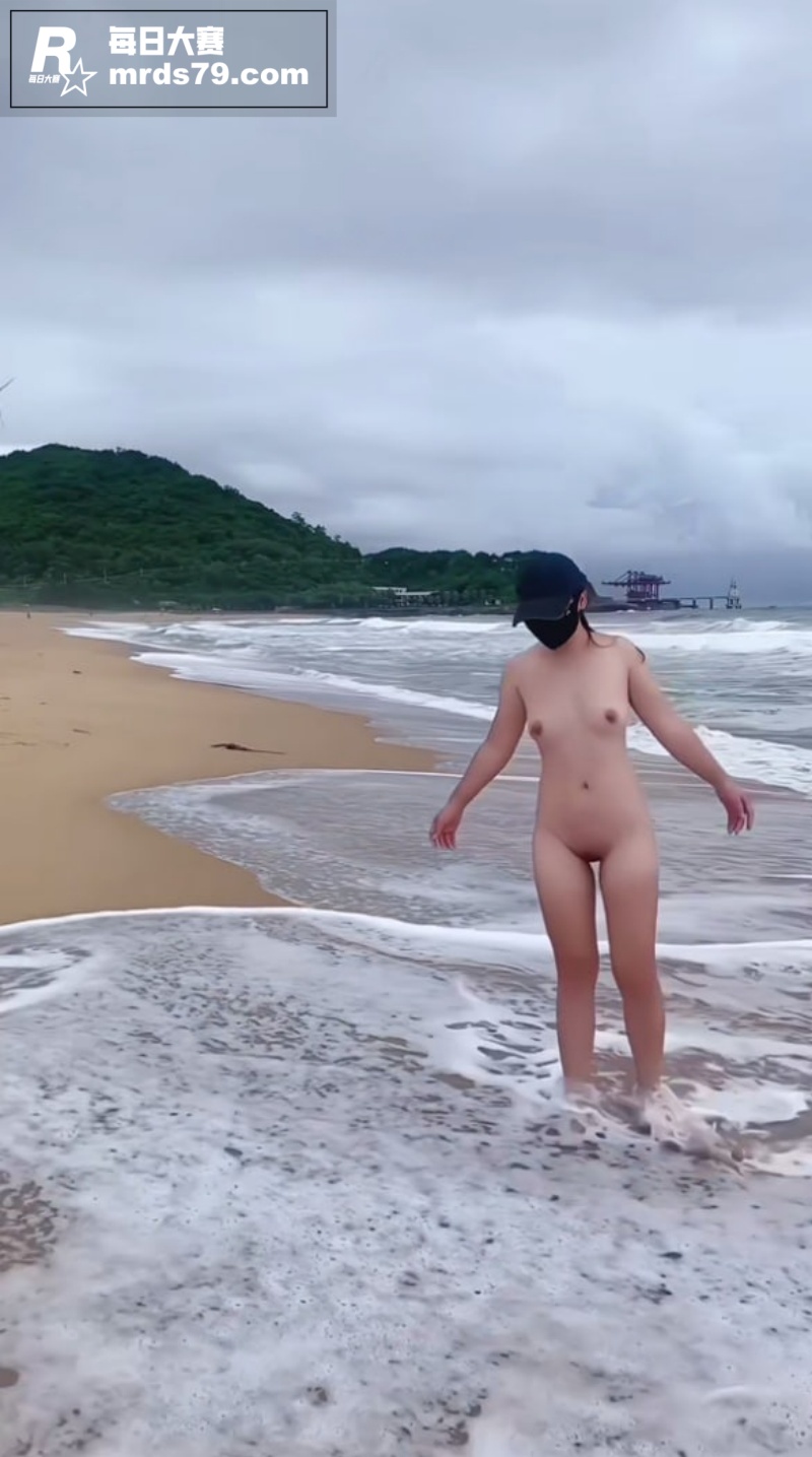 推特户外露出女神 瓜相关图片4