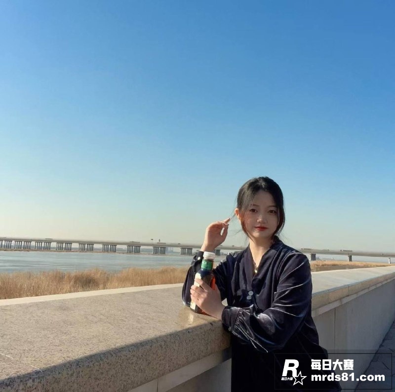 上海刚结婚不久的人妻相关图片15