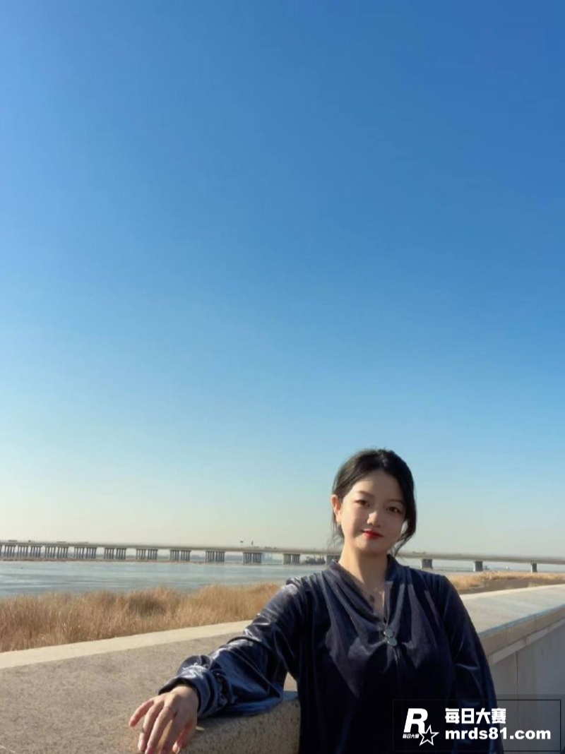上海刚结婚不久的人妻相关图片20