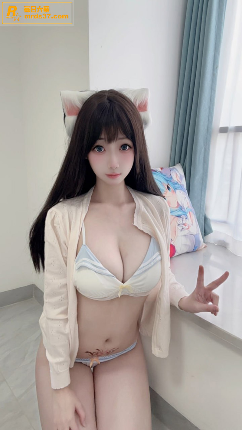 B站高颜值网红 奶芙相关图片1