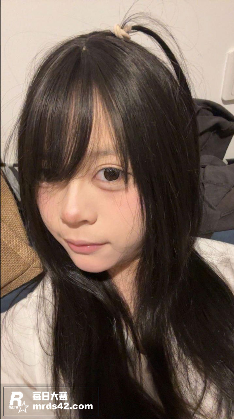 舞蹈学院学生妹不雅视相关图片2