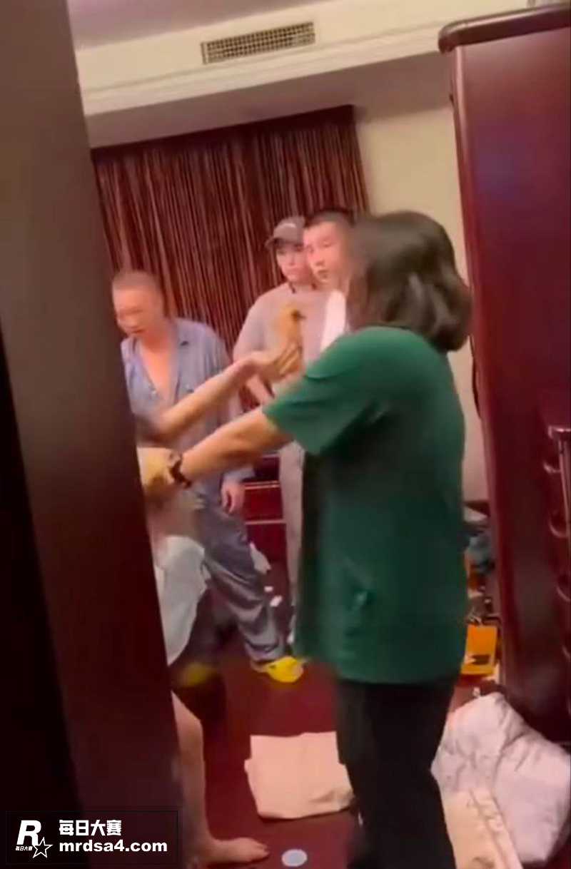 每日一抓 直通抓奸现相关图片4